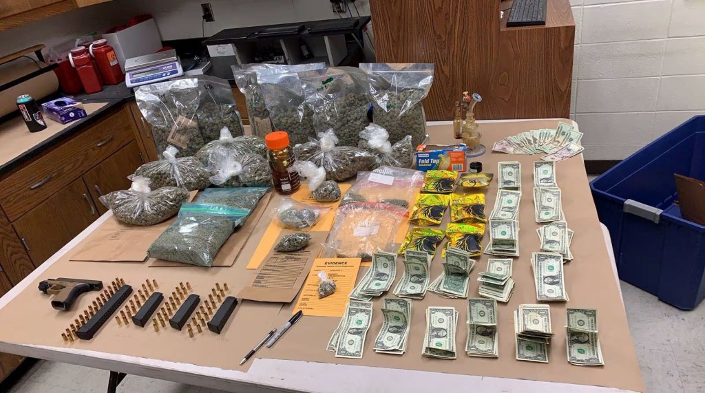 Off-Duty Officer’s Surprise Text Leads to Drug Bust”